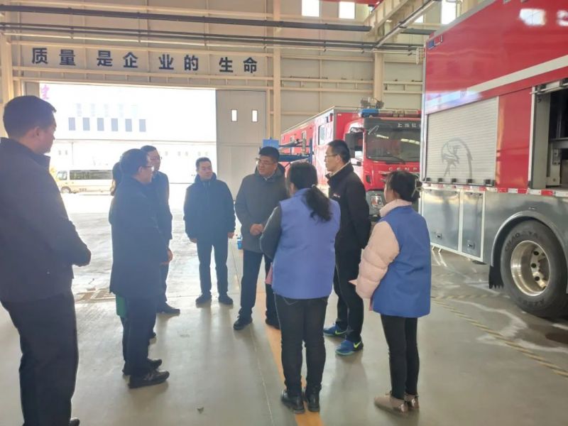 安陽市常務副市長王樸一行到獵鷹制造中心調(diào)研 